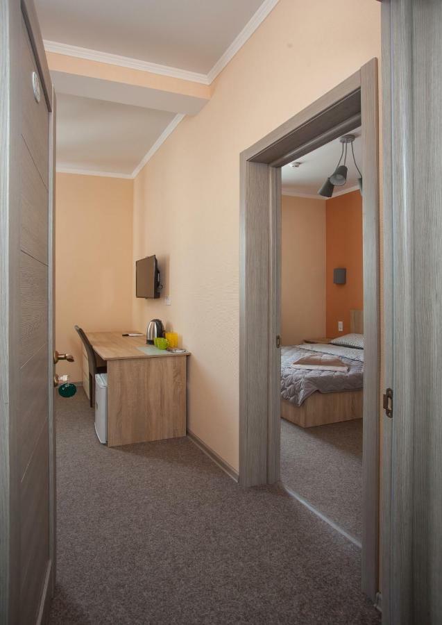 Fanfan Hotel Odessa Ngoại thất bức ảnh