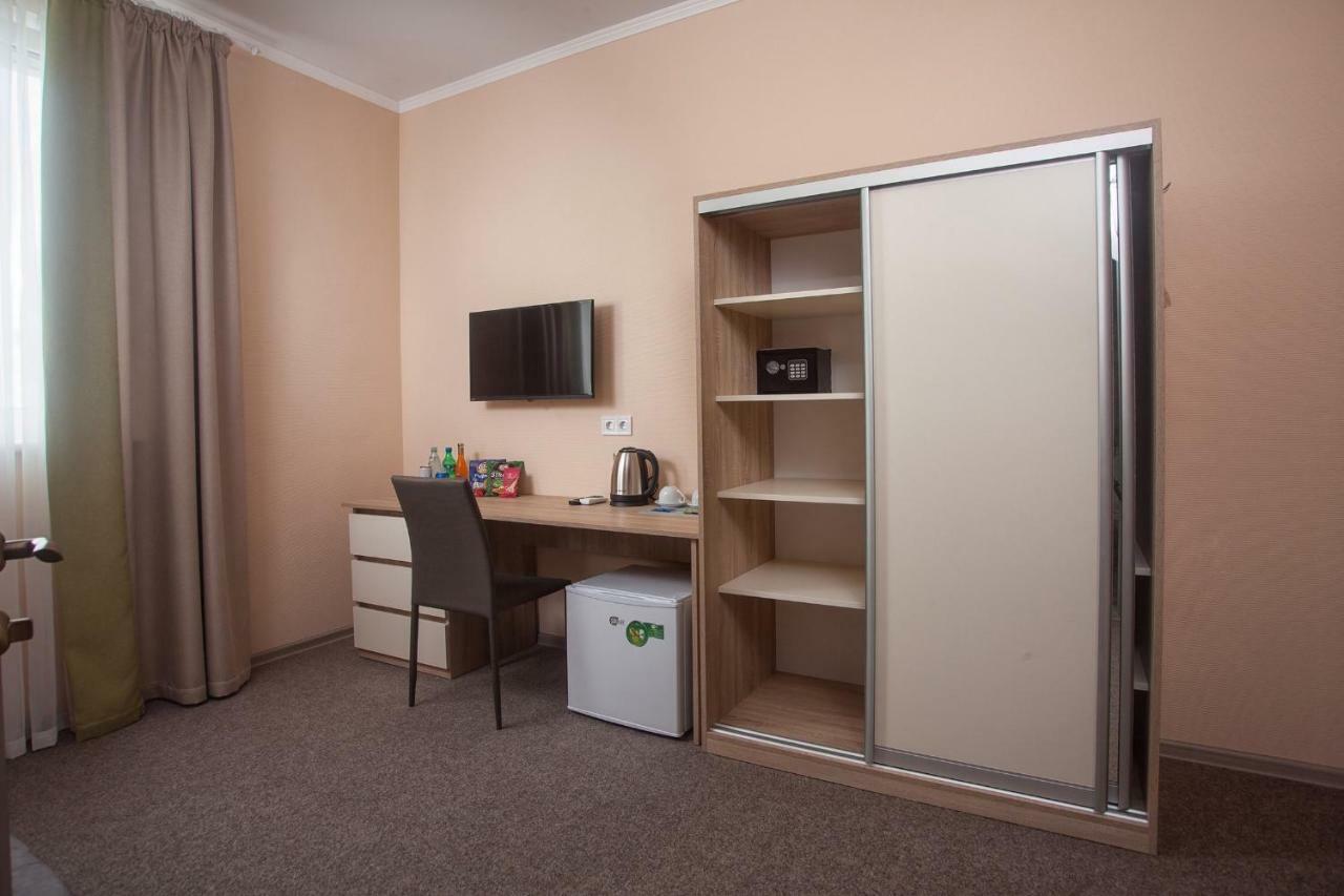Fanfan Hotel Odessa Ngoại thất bức ảnh